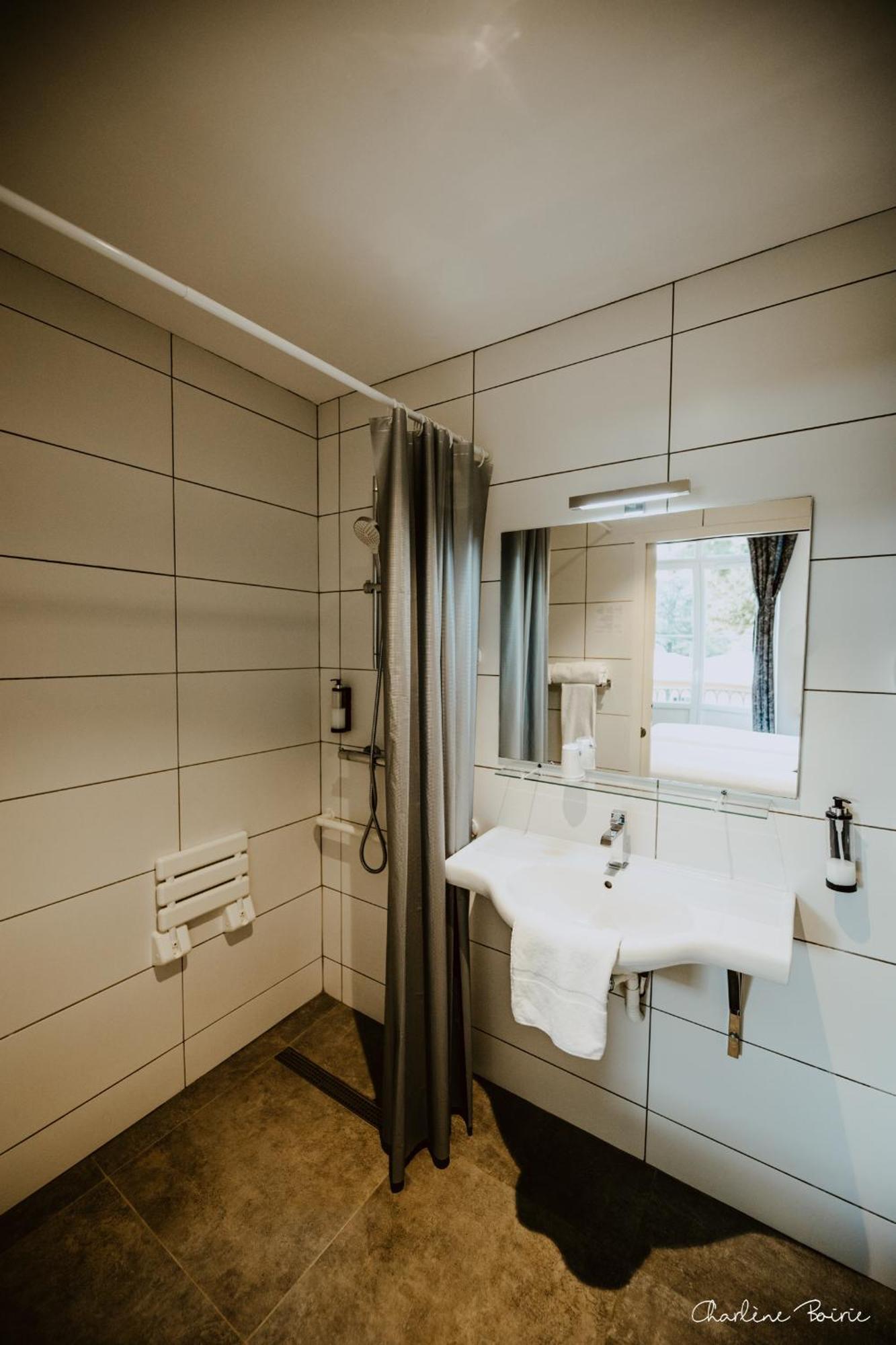 Grand Hotel Des Bains Vals-les-Bains Dış mekan fotoğraf